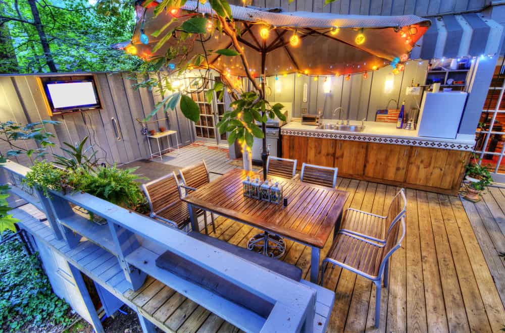 ideal deck space, Creating an Ideal Deck Space for Your Home