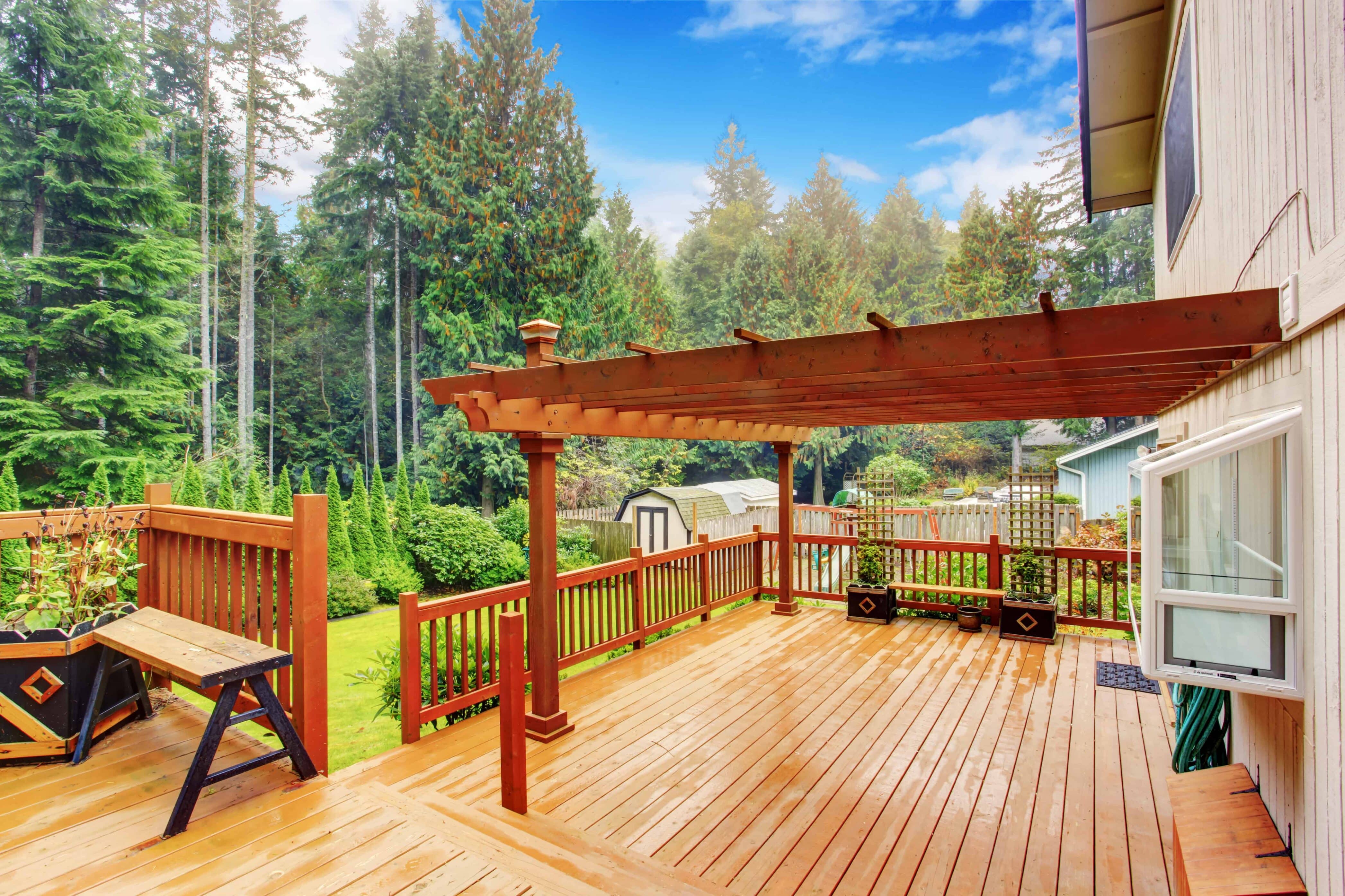 deck privacy, 8 Creative Deck Privacy Solutions