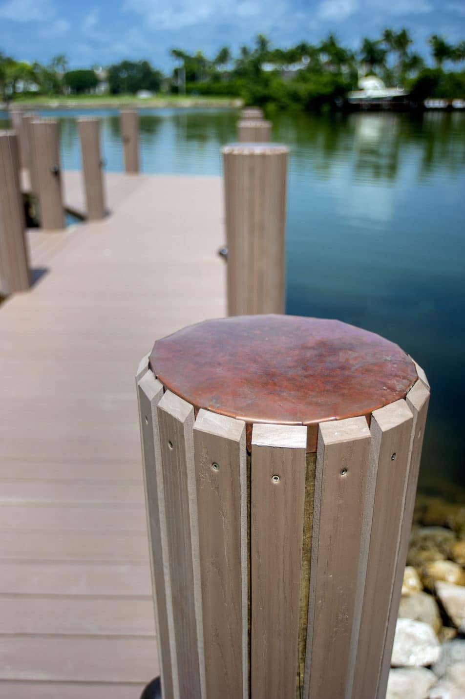 3 Boat Dock Decorating Ideas