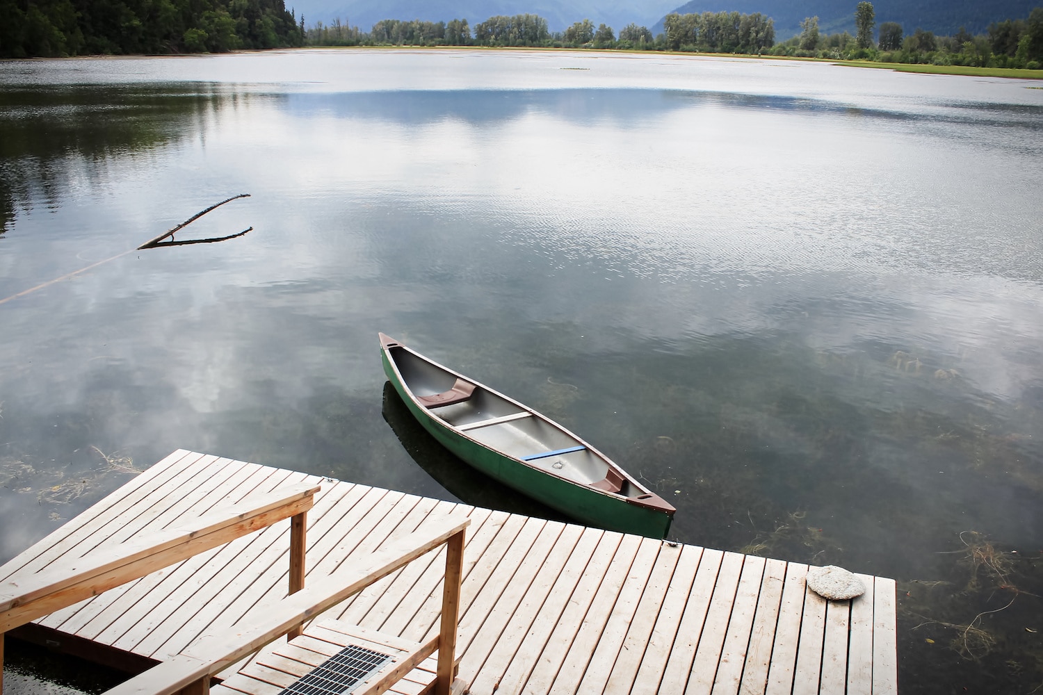 , Floating Docks vs. Fixed Docks: Which is Right For You?