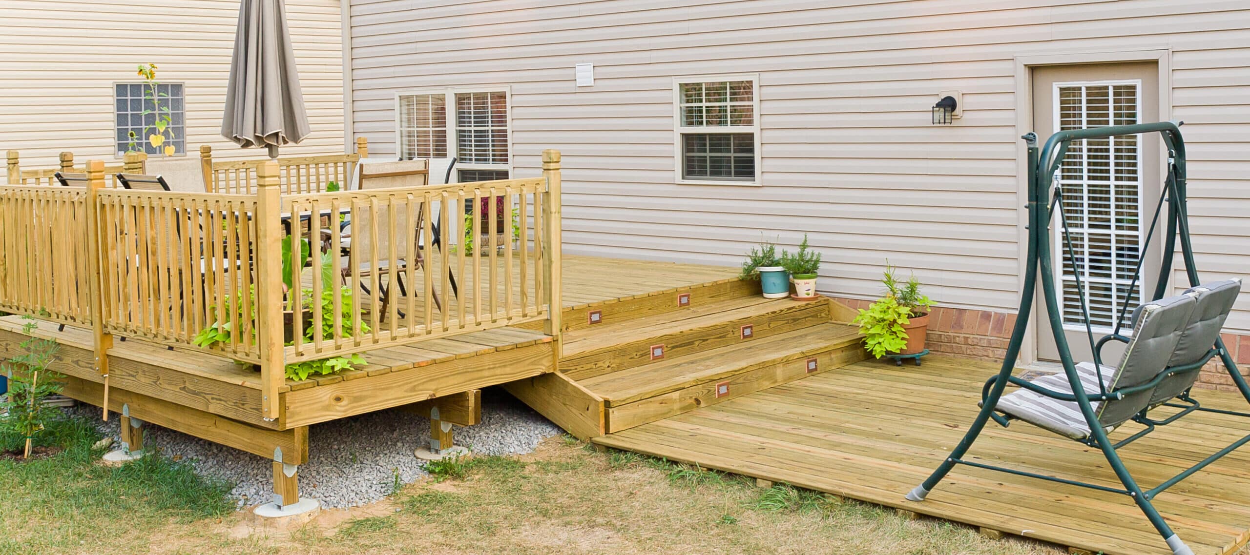 ground level deck, Ground Level Decks: Everything You Need to Know