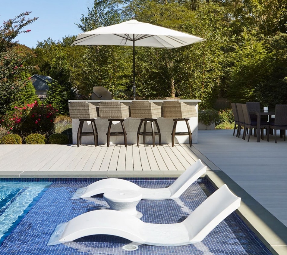nashville featuring composite decking