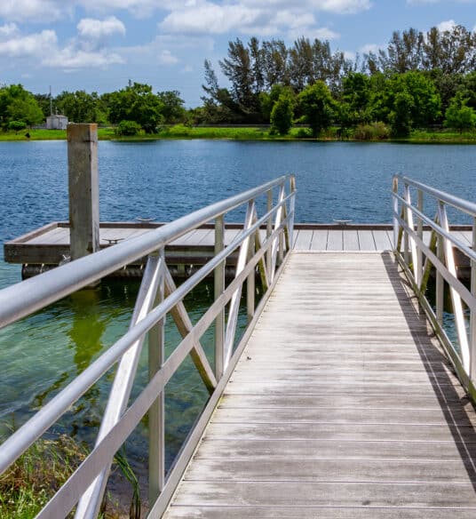 floating_outdoor_dock