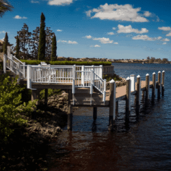 , DOCKS