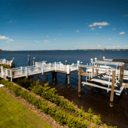 , DOCKS
