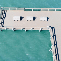 , DOCKS