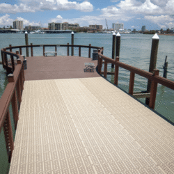 , DOCKS