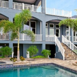 TRX Vinyl Railing in White , Lighting & Railing