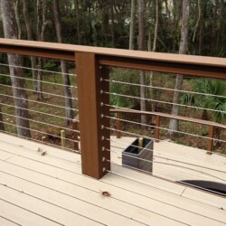 Trex Treehouse with stainless steel cable , Lighting & Railing